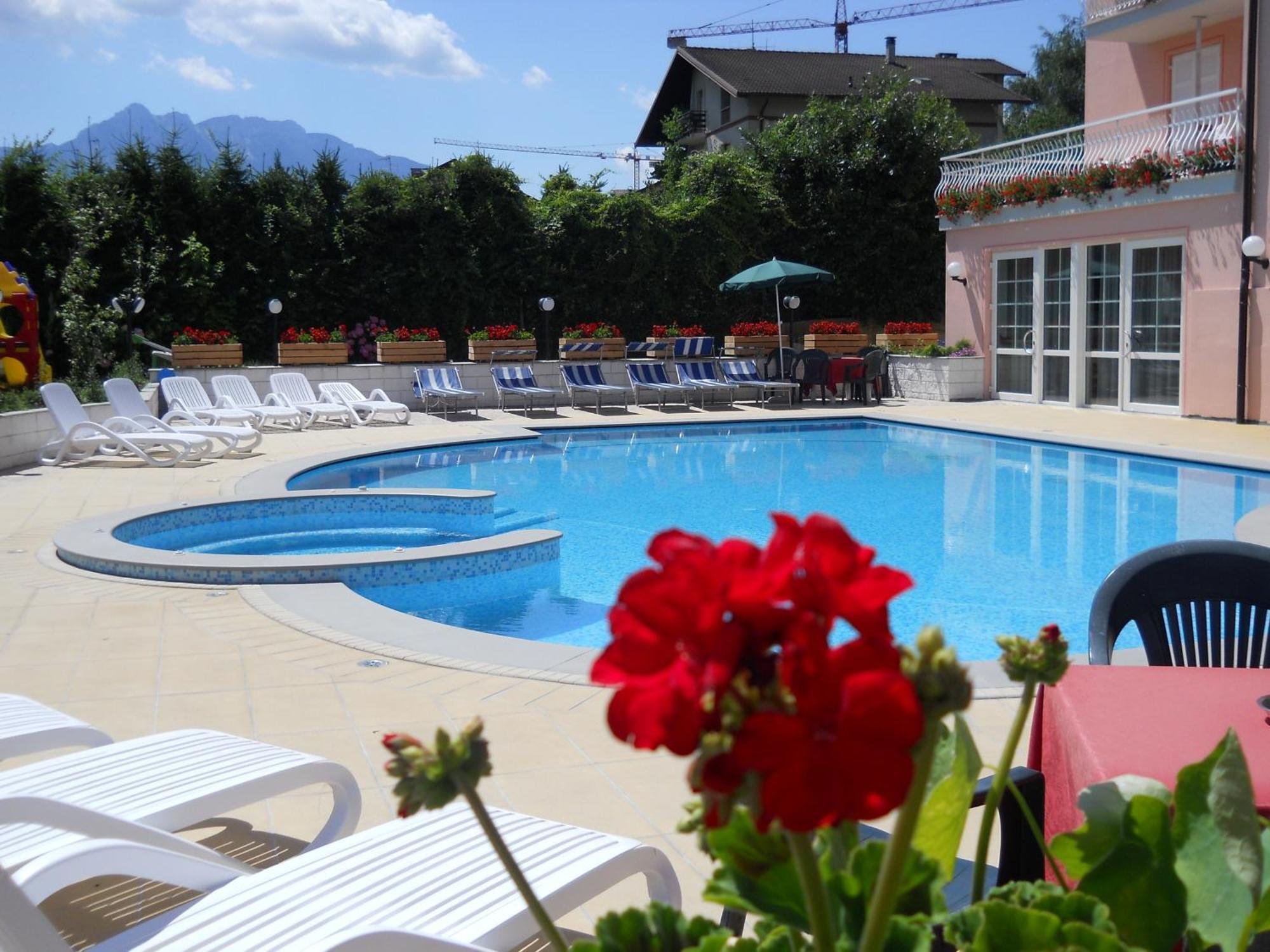 Hotel Bellaria ليفيكو ترمي المظهر الخارجي الصورة