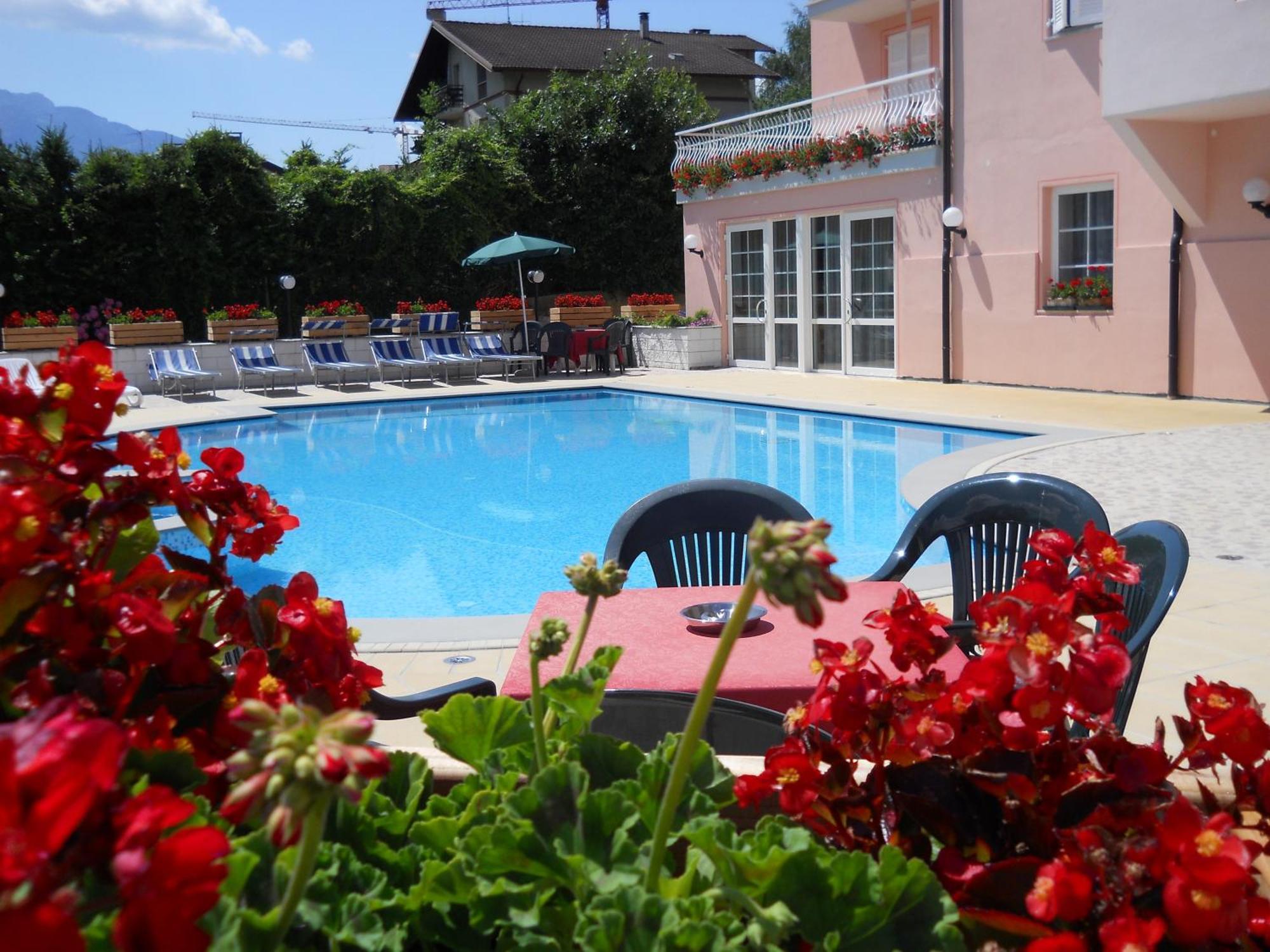 Hotel Bellaria ليفيكو ترمي المظهر الخارجي الصورة