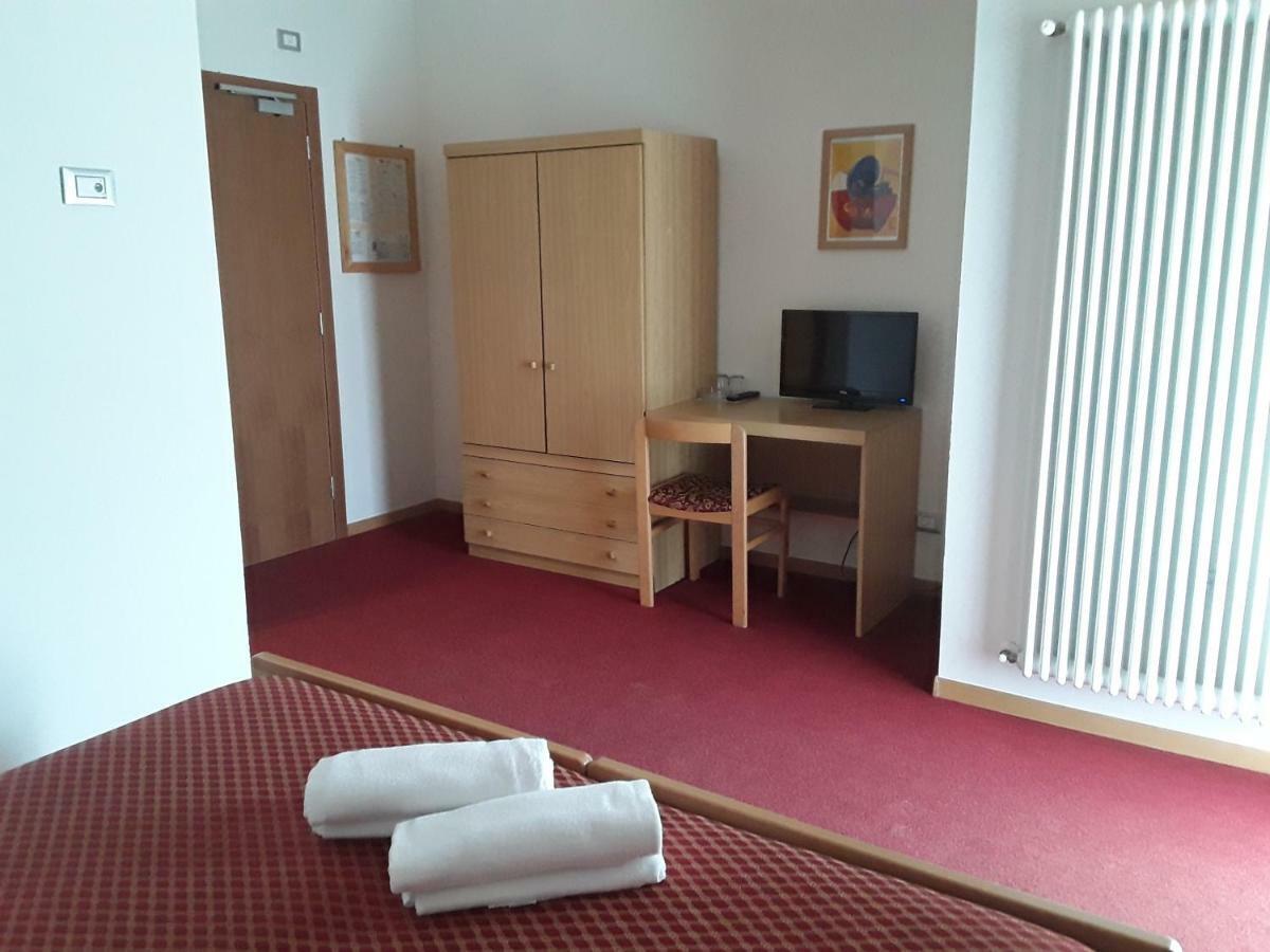 Hotel Bellaria ليفيكو ترمي المظهر الخارجي الصورة